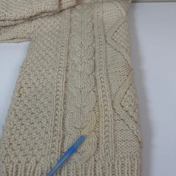 Artesania Lucita Cream Cable Knit Wool Sweater Mock Neck Chunky Fisherman - Picture 9 of 10